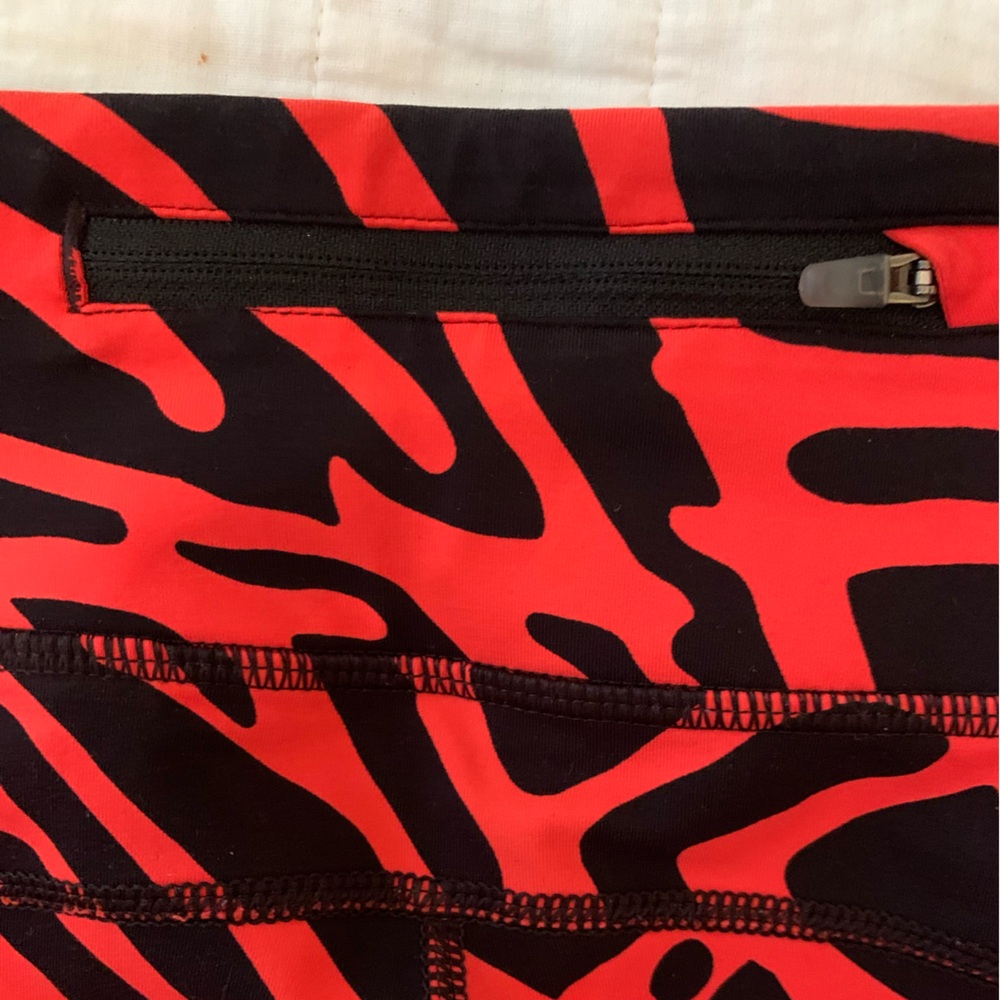 🔥SALE🔥NIKE❤️EPIC LUXE PALM PRINT CAPRI LEGGINGS🔥NWOT! EXCELLENT CONDITION! - Picture 8 of 8